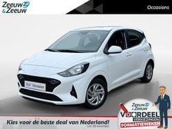 Wit Gebruikt 2024 Hyundai i10 Comfort Hatchback | € 16.950 (Eerlijke prijs)
