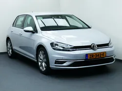 Grijs Gebruikt 2018 VW Golf VII Comfortline Hatchback | € 17.444 (Eerlijke prijs)