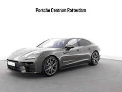 Aventurin groen metallic Gebruikt 2024 Porsche Panamera 4 Sedan | € 162.900