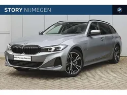 Grijs, metallic lak Gebruikt 2024 BMW 320 Shadowline Stationwagen | € 42.950 (Eerlijke prijs)