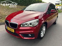 Rood Gebruikt 2016 BMW 218 Stationwagen | € 14.950 (Goede deal)