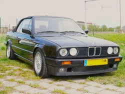 Zwart Gebruikt 1991 BMW 320 Cabriolet Cabriolet | € 16.500