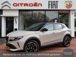 Grijs Gebruikt 2024 Alfa Romeo Junior Edizione Speciale Hatchback | € 32.950 (Eerlijke prijs)
