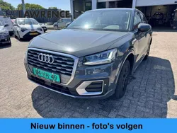 Grijs, metallic lak Gebruikt 2018 Audi Q2 Sport SUV | € 19.949 (Super prijs)