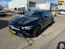 Zwart Gebruikt 2022 Mercedes CLA250e Business Sedan | € 31.950 (Super prijs)