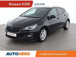 Zwart Gebruikt 2019 Opel Astra Edition Hatchback | € 15.949 (Eerlijke prijs)