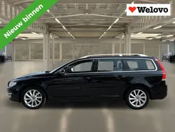 Zwart Gebruikt 2016 Volvo V70 Inscription Stationwagen | € 17.950 (Eerlijke prijs)