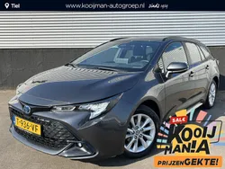 Grijs Gebruikt 2023 Toyota Corolla Hybrid Active Stationwagen | € 27.900