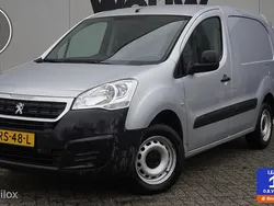 Grijs Gebruikt 2017 Peugeot Partner Premium MPV | € 7.995 (Eerlijke prijs)