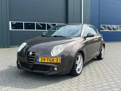 Bruin Gebruikt 2012 Alfa Romeo MiTo Hatchback | € 1.500 (Super prijs)