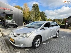 Grijs Gebruikt 2009 Toyota Avensis Stationwagen | € 8.999 (Eerlijke prijs)