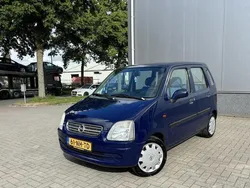 Blauw Gebruikt 2003 Opel Agila Comfort Hatchback | € 1.250 (Eerlijke prijs)