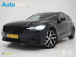 Zwart, metallic lak Gebruikt 2020 Volvo V60 R-Design Stationwagen | € 28.840 (Goede deal)