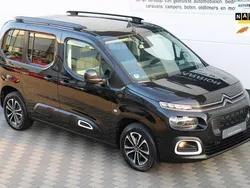 Zwart, metallic lak Gebruikt 2018 Citroën Berlingo PureTech MPV | € 22.445