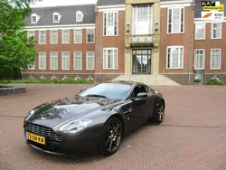 Grijs, metallic lak Gebruikt 2006 Aston Martin V8 Vantage Coupé | € 34.950