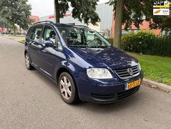Blauw Gebruikt 2006 VW Touran Business MPV | € 1.650 (Eerlijke prijs)