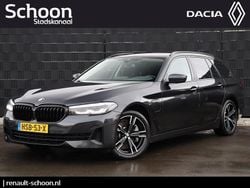 Grijs Gebruikt 2021 BMW 530 Executive Stationwagen | € 31.900 (Super prijs)