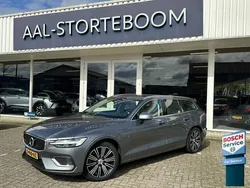 Grijs Gebruikt 2019 Volvo V60 Inscription Stationwagen | € 33.900 (Goede deal)