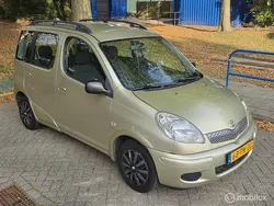 Beige Gebruikt 2004 Toyota Yaris Verso Sol MPV | € 2.750 (Eerlijke prijs)