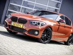 Rood Gebruikt 2018 BMW 118 Executive Hatchback | € 16.440 (Super prijs)