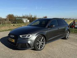 Grijs Gebruikt 2017 Audi A3 S-Line Hatchback | € 16.950 (Eerlijke prijs)