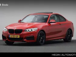 Melbourne rot metallic (rood metallic) Gebruikt 2017 BMW 218 Comfort Edition Coupé | € 24.880 (Duur)