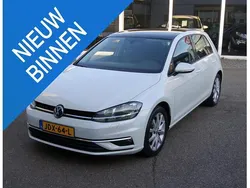 Wit Gebruikt 2017 VW Golf VII Comfortline Hatchback | € 15.750 (Eerlijke prijs)