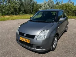 Grijs Gebruikt 2006 Suzuki Swift GLS Hatchback | € 2.950