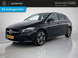 Zwart, metallic lak Gebruikt 2024 Mercedes B250 Business MPV | € 39.950 (Eerlijke prijs)
