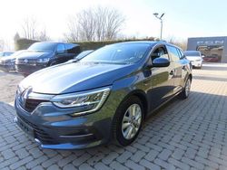 Grijs Gebruikt 2023 Renault Mégane GrandTour Equilibre Stationwagen | € 16.500 (Eerlijke prijs)