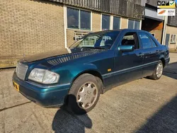 Groen Gebruikt 1995 Mercedes C180 Elegance Sedan | € 1.300