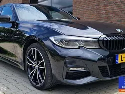 Zwart Gebruikt 2019 BMW 330 Executive Sedan | € 22.895 (Iets duurder)