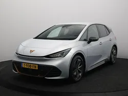 Grijs Gebruikt 2023 Cupra Born Hatchback | € 27.845 (Eerlijke prijs)