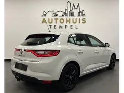 Wit Gebruikt 2018 Renault Mégane IV Life Hatchback | € 11.750 (Goede deal)