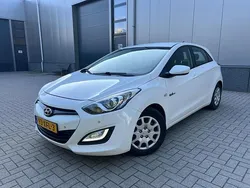 Wit Gebruikt 2012 Hyundai i30 Hatchback | € 4.250 (Eerlijke prijs)