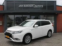 Wit Gebruikt 2019 Mitsubishi Outlander Intense SUV | € 13.900 (Super prijs)