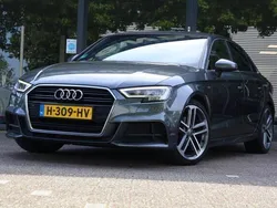 Grijs Gebruikt 2020 Audi A3 Sport Sedan | € 23.345 (Eerlijke prijs)