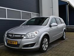 Grijs Gebruikt 2010 Opel Astra Cosmo Stationwagen | € 1.999 (Super prijs)