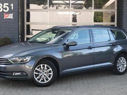Grijs Gebruikt 2016 VW Passat Highline Stationwagen | € 15.950 (Eerlijke prijs)
