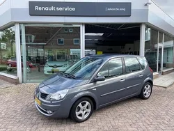 Grijs Gebruikt 2008 Renault Scénic II MPV | € 2.550 (Eerlijke prijs)