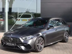 Zwart Nieuw 2025 Mercedes C63 AMG Premium Plus Stationwagen | € 119.450