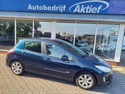 Blauw Gebruikt 2011 Peugeot 308 Active Hatchback | € 2.750 (Eerlijke prijs)