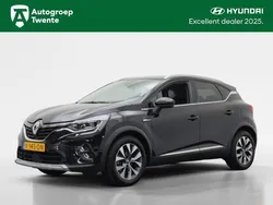 Zwart, metallic lak Gebruikt 2020 Renault Captur Intens SUV | € 18.950 (Eerlijke prijs)