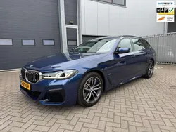 Blauw Gebruikt 2021 BMW 530 Executive Stationwagen | € 54.950