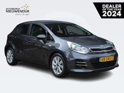 Grijs Gebruikt 2016 Kia Rio Hatchback | € 10.795 (Iets duurder)