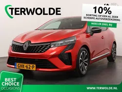 Rood Gebruikt 2024 Renault Clio V Techno Hatchback | € 21.795 (Duur)