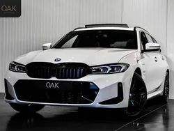 Wit Gebruikt 2022 BMW 330e M Sport Stationwagen | € 47.900 (Duur)