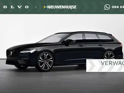 Zwart Nieuw 2025 Volvo V90 Executive Stationwagen | € 77.948