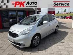 Grijs, metallic lak Gebruikt 2018 Kia Venga Hatchback | € 17.445 (Eerlijke prijs)