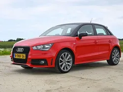 Rood Gebruikt 2014 Audi A1 Sportback Admired Hatchback | € 10.950 (Eerlijke prijs)